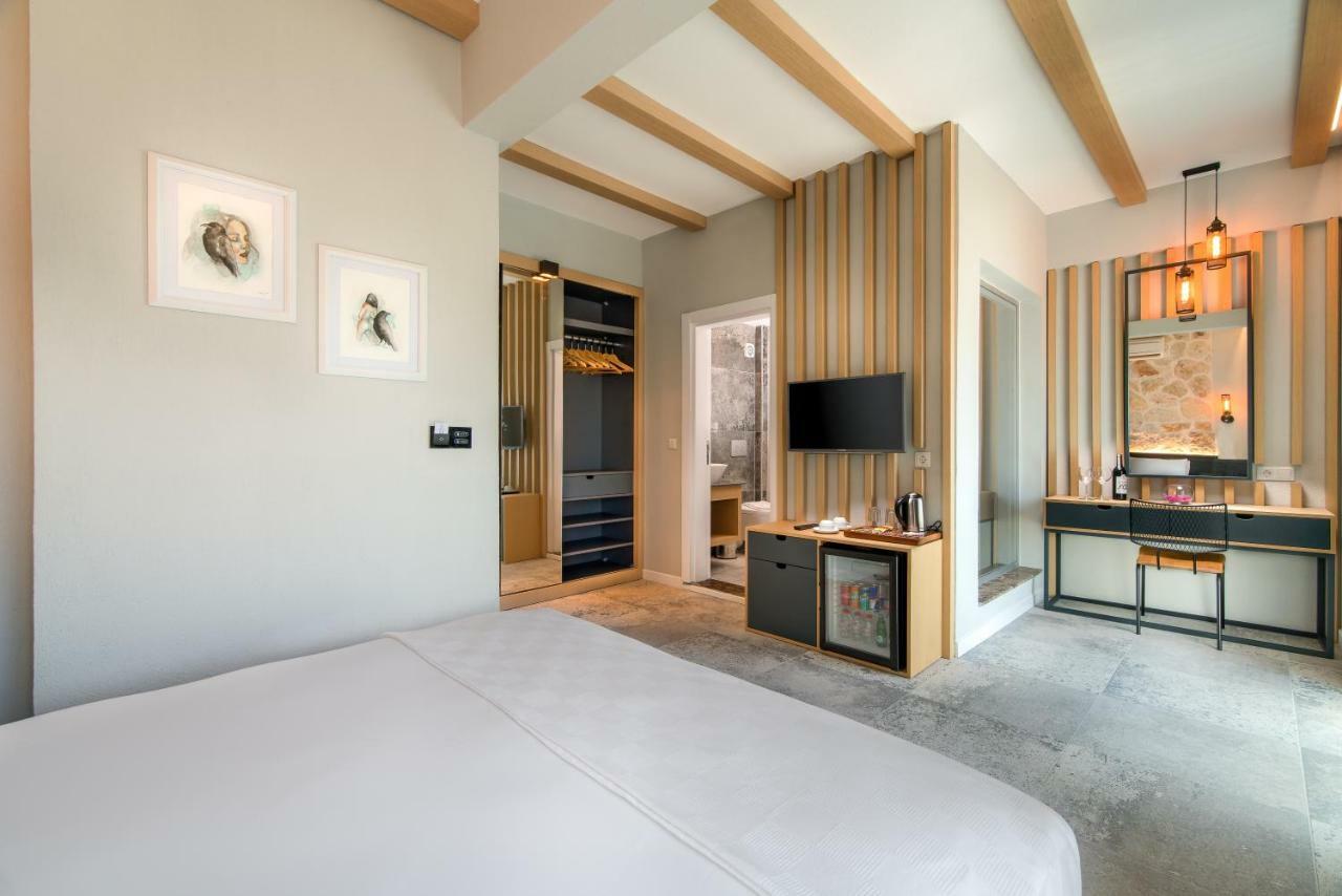 Isola 12 Hotel Каш Екстериор снимка